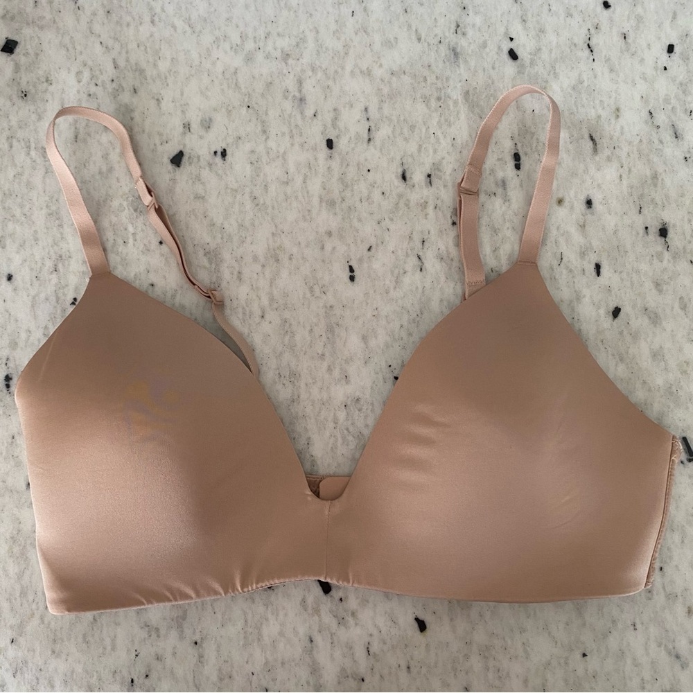 NWT Skims Wireless Form T Shirt Bra Mica 34C